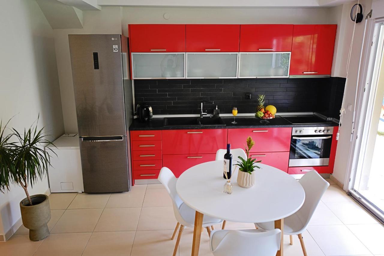 Apartament Oasis Garden House Nea Iraklitsa Zewnętrze zdjęcie